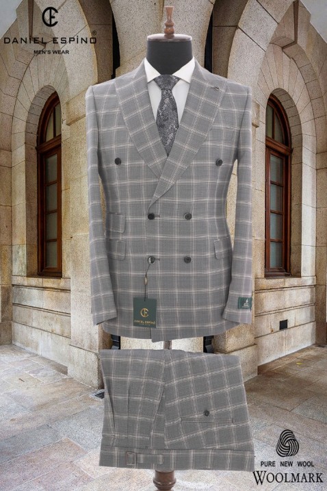 DOUBLE BREASTED SUIT