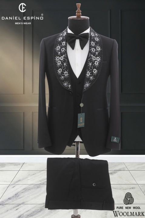 groom suit